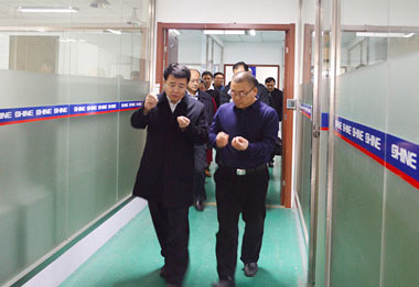 张德平副市长视察博天堂集团