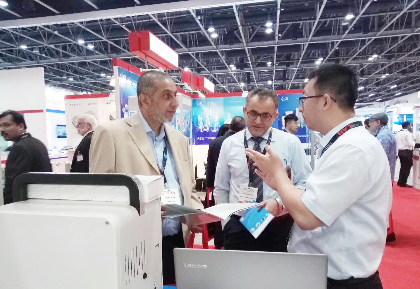 博天堂集团亮相ARAB LAB 2018，，，，，，，，精品仪器诠释中国智造之美