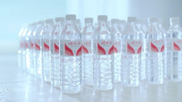 娃哈哈为什么能称为“尝试室御用水”？？？？？