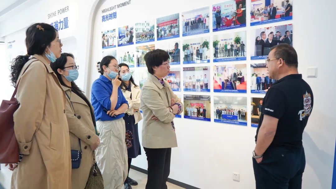 通辽市科技局副局长徐凌云一行参观视察博天堂集团色谱