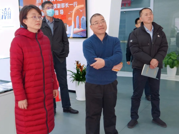 通辽市崂山区委统战部常务副部长、区台港澳办主任陈波一行到访博天堂集团调研领导